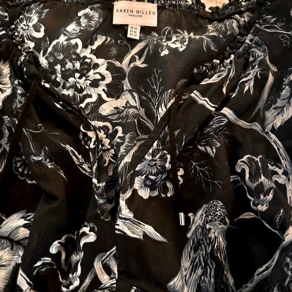 Karen Millen England Women's Ruffled Navy Floral V-Neck Blouse, 10 (US) - Picture 6 of 15